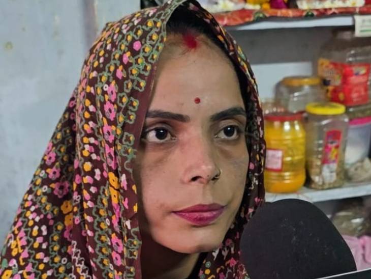 नाश्ते की दुकान संचालित करने वाली सीमा सिकरवार।