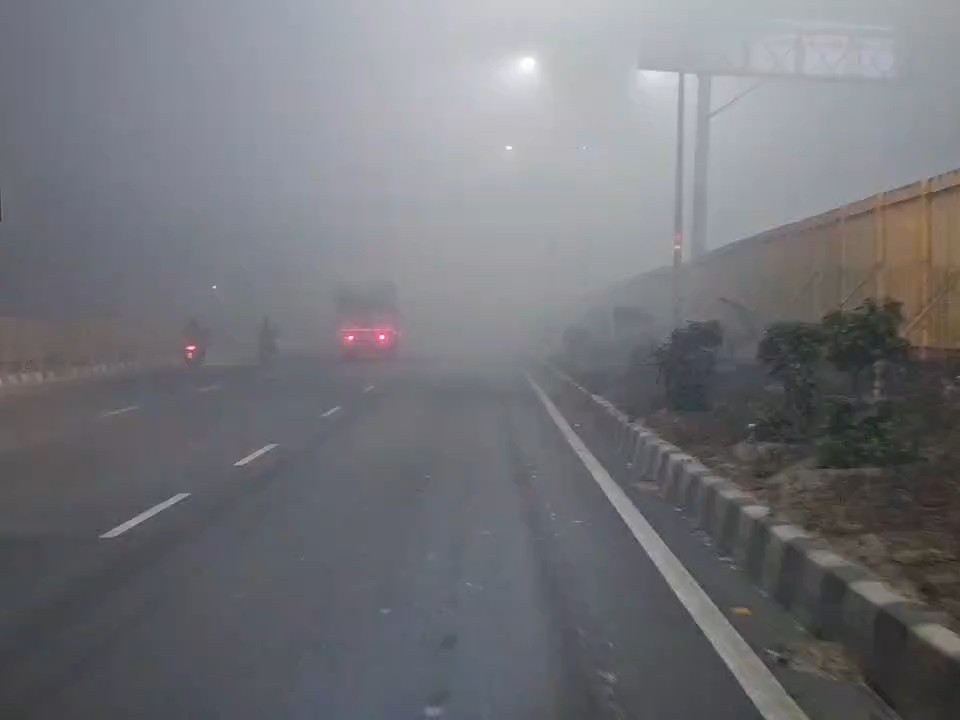 Chilly winds in Mathura increased the melting, temperature reached 7 ...