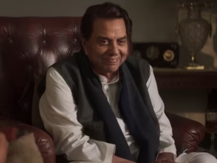 গভীর রাতে, ধর্মেন্দ্র নাচ শেখার জন্য জোর দিয়েছিলেন: টোয়েন্টি ওয়ানের কোরিওগ্রাফার বলেছিলেন – তার পক্ষে উঠা এবং বসাও কিছুটা কঠিন ছিল, তবুও তিনি উঠে দাঁড়িয়ে নাচলেন।