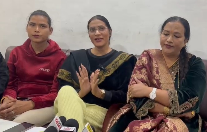 हरियाणा पूर्व विधायक का प्रॉपर्टी डीलर पर गंभीर आरोप:  बोलीं- घर में जबरन घुसा; घर से सोना, चांदी, नकदी, जरूरी दस्तावेज चोरी के आरोप लगाए – Haryana News