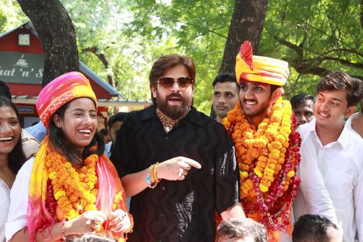 आर्यन मान के लिए चुनाव के दौरान प्रचार करते हुए हरियाणवी सिंगर मासूम शर्मा। - फाइल फोटो