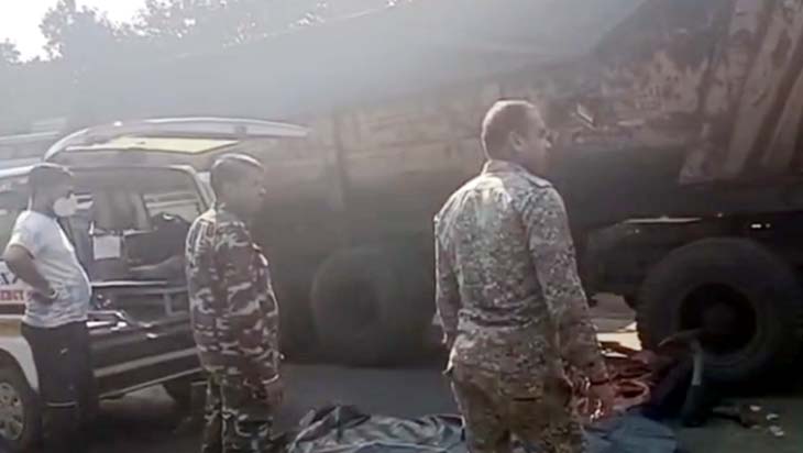 घटना के बाद पुलिस मौके पर पहुंचकर शव को पंचनामा कर आगे की कार्रवाई में जुटी