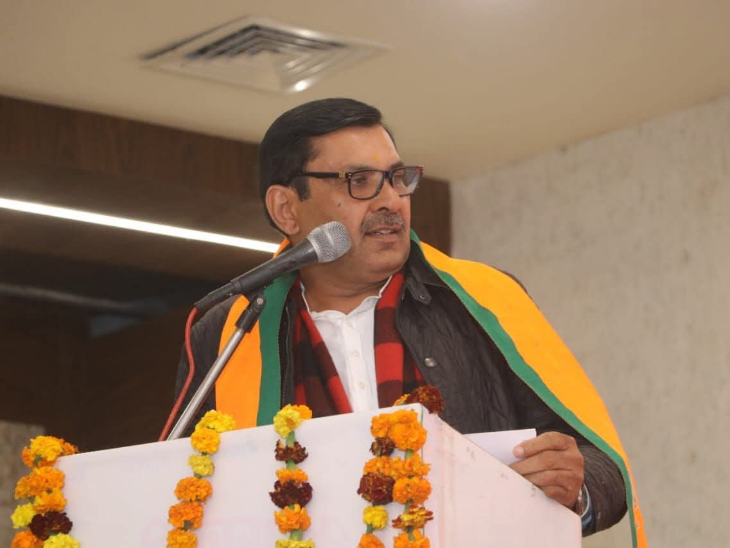 फतेहाबाद में देवेंद्र बोले-टोहाना विधायक हलके और परिवार पर बोझ:  पब्लिक से उनको बदबू आती है; परमवीर का पलटवार-ये उनकी बौखलाहट – Fatehabad (Haryana) News