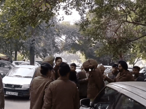 मोहाली अदालत को बम से उड़ाने की धमकी:  सूचना मिलते ही पुलिस आई एक्शन में, डॉग स्क्वॉड के साथ सर्च ऑपरेशन शुरू – Mohali News