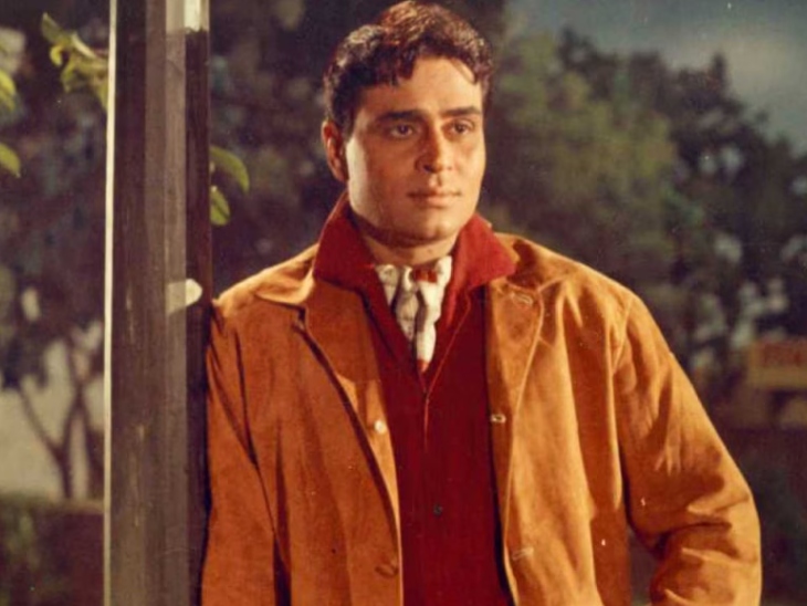 राजेंद्र कुमार ने अपने चार दशकों के करियर में 80 से अधिक फिल्मों में काम किया था।