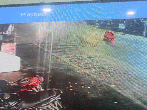 बिलासपुर में हाईवा और कार की टक्कर से युवक और युवती की मौत हो गई। - Dainik Bhaskar