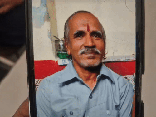 मृतक बुजुर्ग