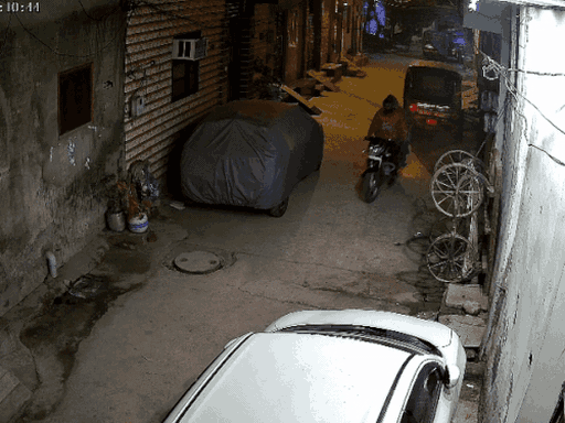 ड्रम को कंबल से ढककर ले जाते दविंदर के दोस्त शेरा का एक सीसीटीवी फुटेज सामने आया था।