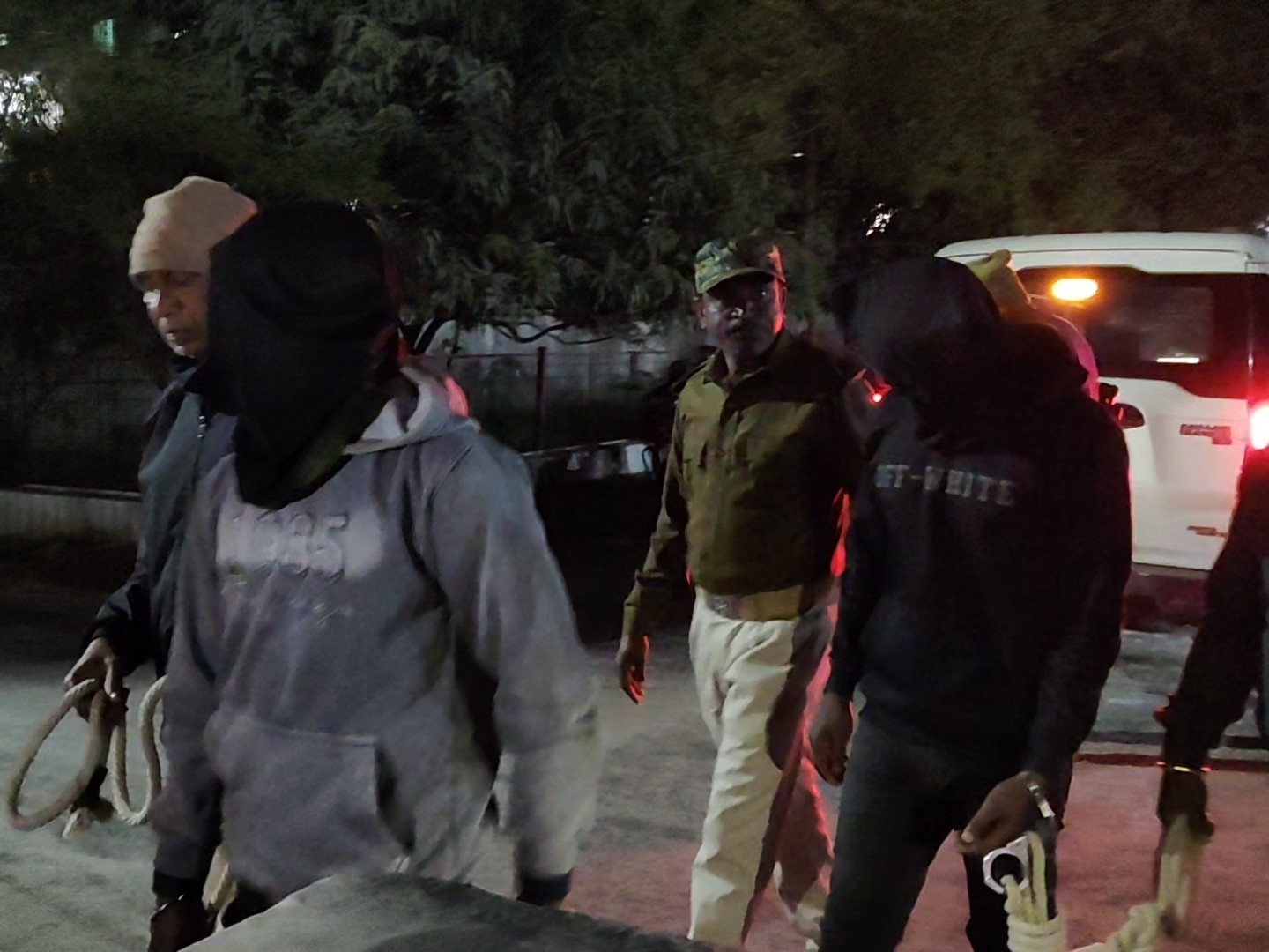 ​​​​​​​जामताड़ा में बालाजी ज्वेलर्स लूटकांड का खुलासा:  चार गिरफ्तार, दो अपराधी फरार; 7.65 एमएम बोर का एक लोडेड देशी पिस्टल बरामद – Jamtara News