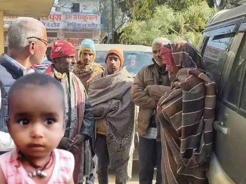 मासूम रोजाना की तरह अपने घर के बाहर खेल रहा था, तभी अचानक खुले टैंक में गिर गया। - Dainik Bhaskar