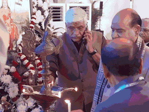 पॉलिटेक्निक कॉलेज मैदान में शुक्रवार को वैश्विक सम्मेलन की शुरुआत हुई। लोकसभा स्पीकर ओम बिड़ला, केंद्रीय मंत्री गजेंद्रसिंह शेखावत और मारवाड़ के पूर्व नरेश गजसिंह ने कार्यक्रम का उद्घाटन किया था।