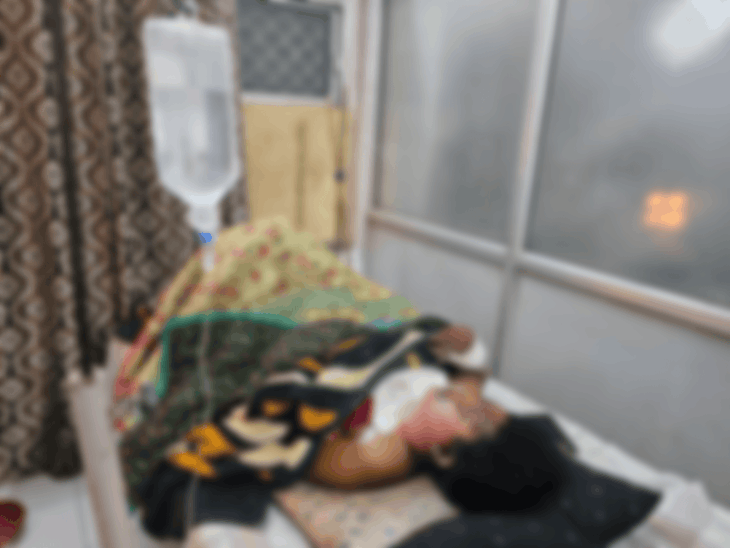 पति ने पत्नी-बुआ पर पेट्रोल डालकर आग लगाई; VIDEO:  मंदसौर में दोनों गंभीर रूप से झुलसीं; कोर्ट से लौटने के बाद वारदात – Mandsaur News