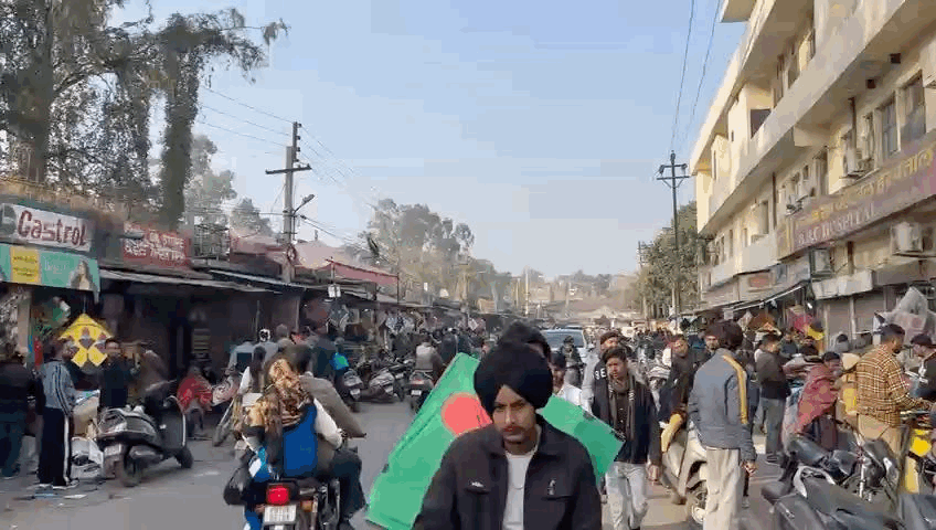 मार्किट में दुखाने साजी हुई