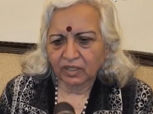 पीड़ित कपल, डॉ. ओम तनेजा और उनकी पत्नी डॉ. इंदिरा तनेजा ने लगभग 48 साल अमेरिका में बिताए थे। - Dainik Bhaskar