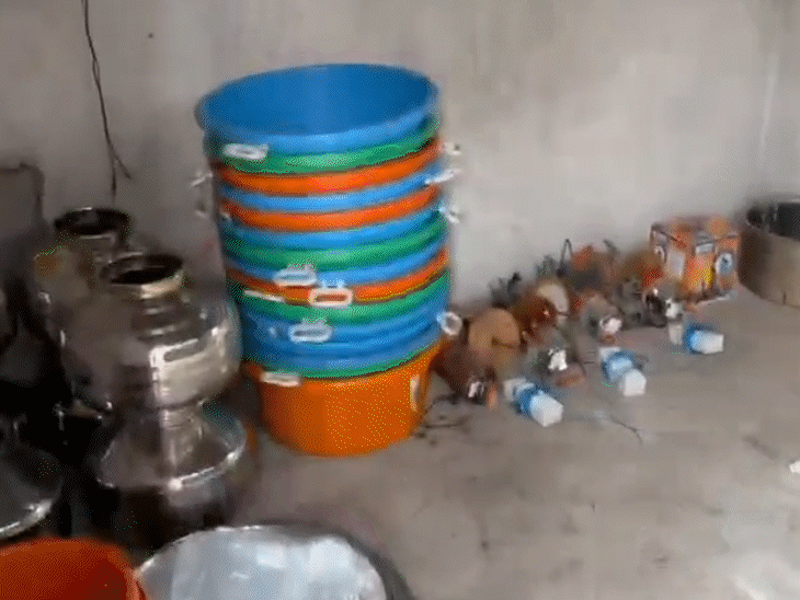 जांच के दौरान नर्सरी से केमिकल समेत 31 किलो एमडी ड्रग्स जब्त की गई थी।