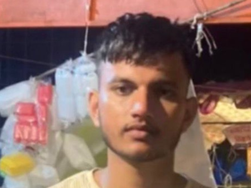A young man died after being hit by an unknown vehicle in Hathras.