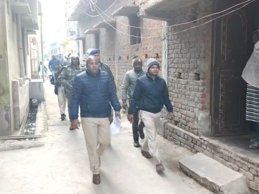Major police action against Prince Khan network | प्रिंस खान नेटवर्क पर  पुलिस का बड़ा एक्शन: धनबाद के कई जगहों पर मारी रेड, गुर्गों और मददगारों में  हड़कंप, हिरासत ...