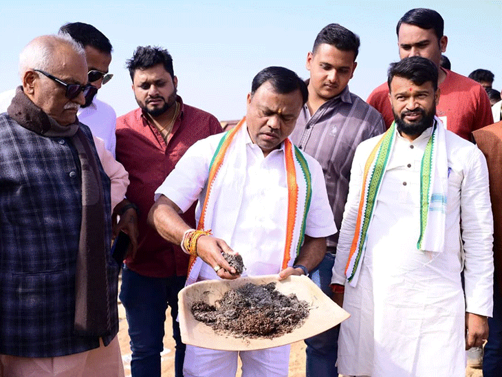 जगदलपुर में करोड़ों का धान खराब, कांग्रेस ने की जांच की मांग।