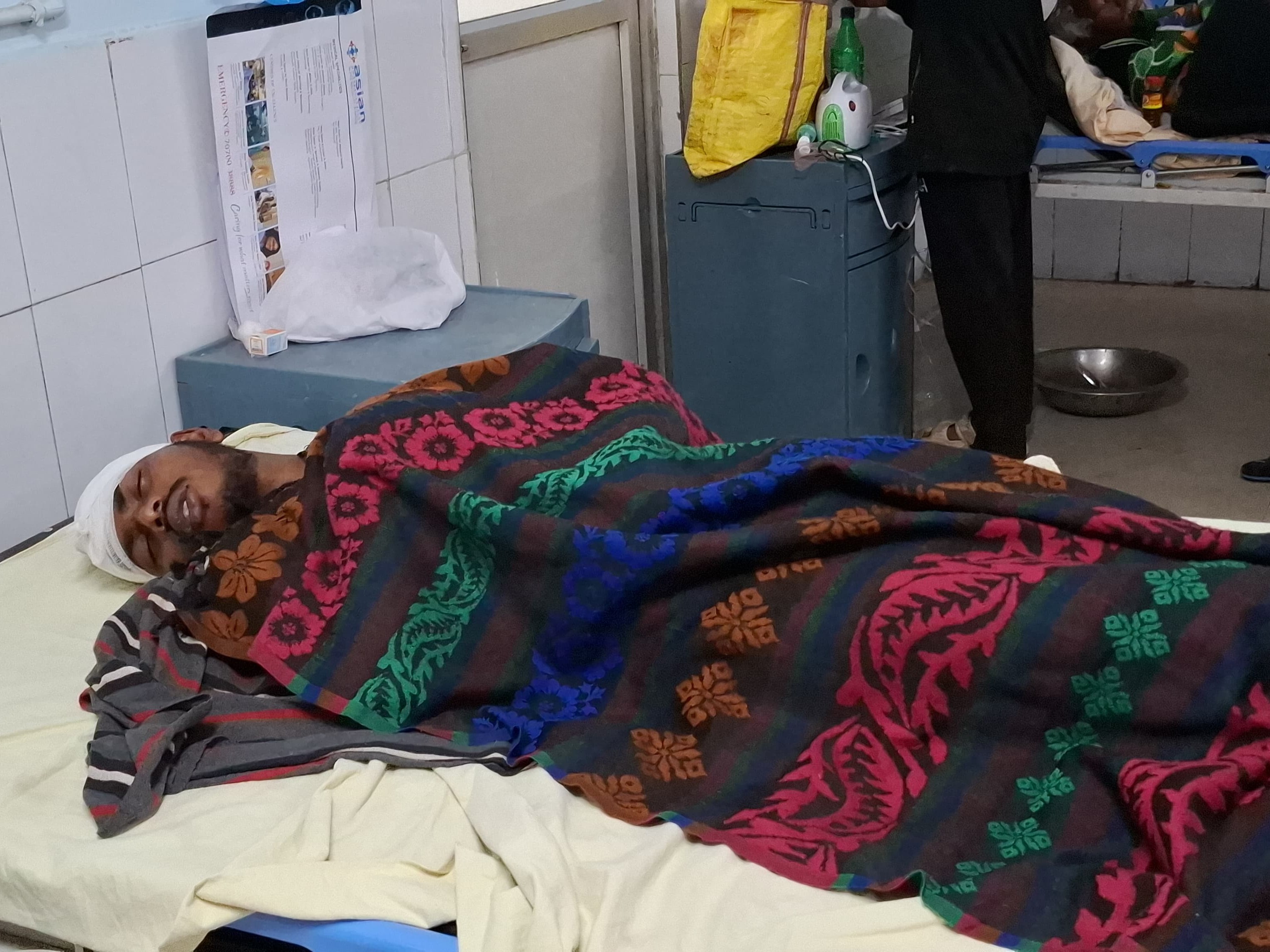 क्रिकेट विवाद ने लिया हिंसक रूप, 6 लोग घायल:  बोकारो में पड़ोसियों ने घर में घुसकर किया हमला, दोनों पक्षों ने कराया मामला दर्ज – Dhanbad News