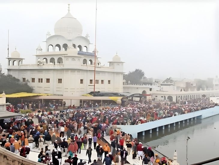 माघी मेले में सुबह से ही लाखों श्रद्धालु माथा टेकने के लिए आते हैं।- फाइल फोटो