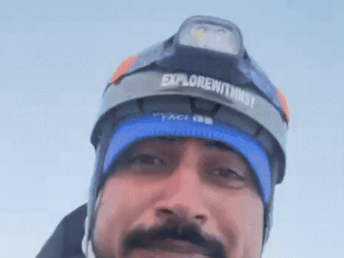 पर्वतारोही नरेंद्र यादव।