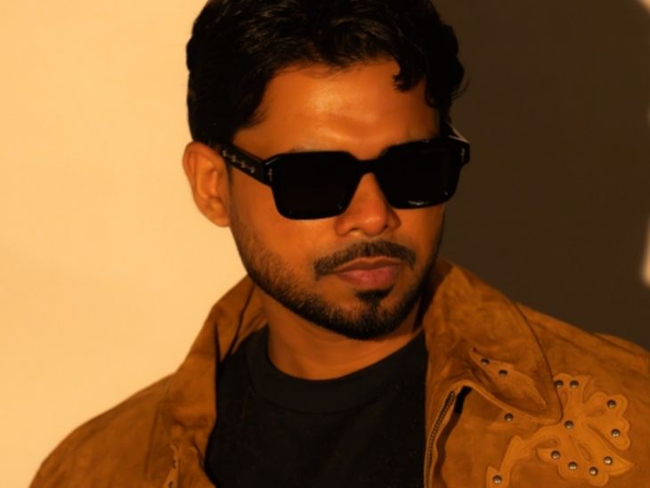 पंजाबी गायक अर्जन ढिल्लों की फाइल फोटो ।