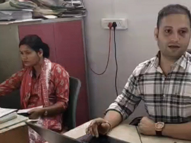 साइबर पुलिस मामले की लगातार जांच कर रही है।