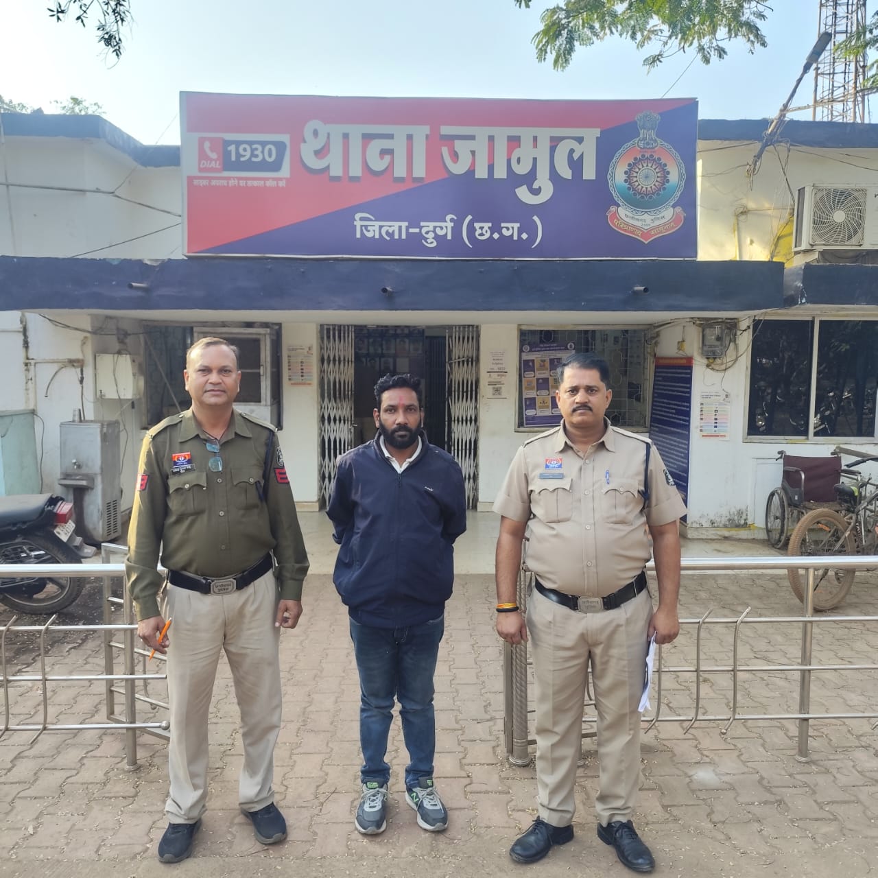 थाने से भागने के दो महीने बाद पकड़ाया आरोपी हेमंत अग्रवाल।