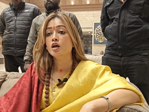 हर्षा ने जबलपुर में मीडिया के सामने अपनी बातें रखीं।