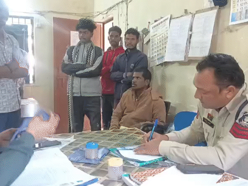 मामले में जिला अस्पताल पुलिस चौकी ने मर्ग कायम कर लिया है।