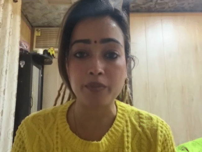 हर्षा रिछारिया ने इंस्टाग्राम पर वीडियो जारी किया है।