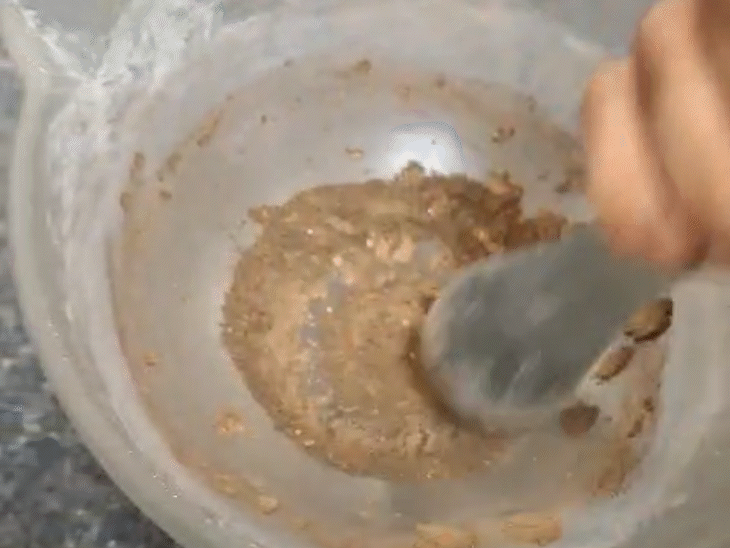 चांदी का इस्तेमाल होने वाली दवाइयां 20-25% व सोने के इस्तेमाल से तैयार दवाइयां 40-50% महंगी हो गई हैं।