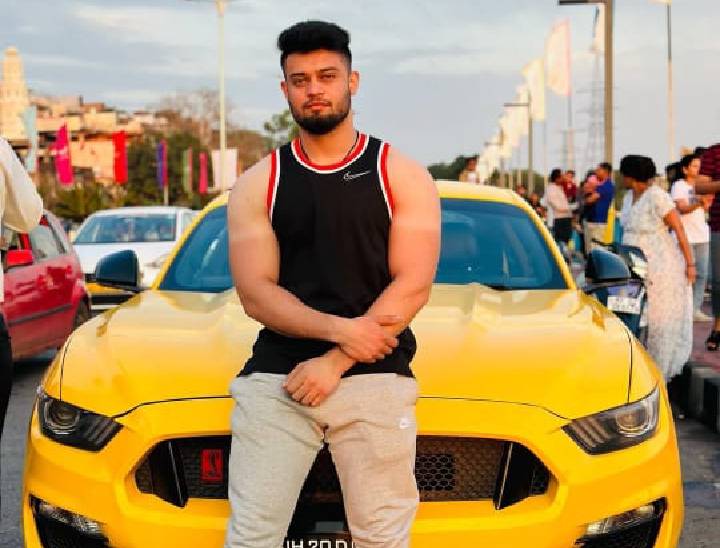 ड्रग तस्कर अबान शकील लग्जरी कारों का शौकीन है।