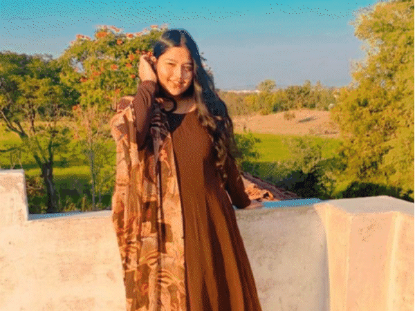 करीब ढाई महीने पहले पुलिस ने अक्सा को ड्रग सहित रंगे हाथ गिरफ्तार किया था।