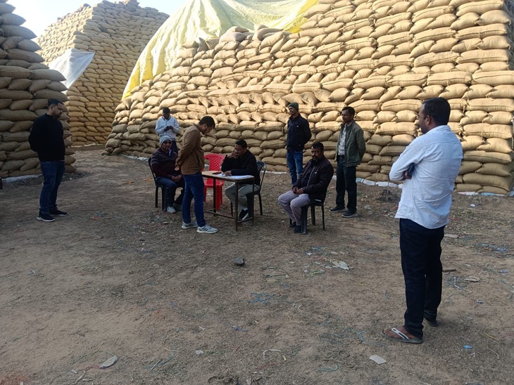 भौतिक सत्यापन में बड़ी मात्रा में गायब मिला धान