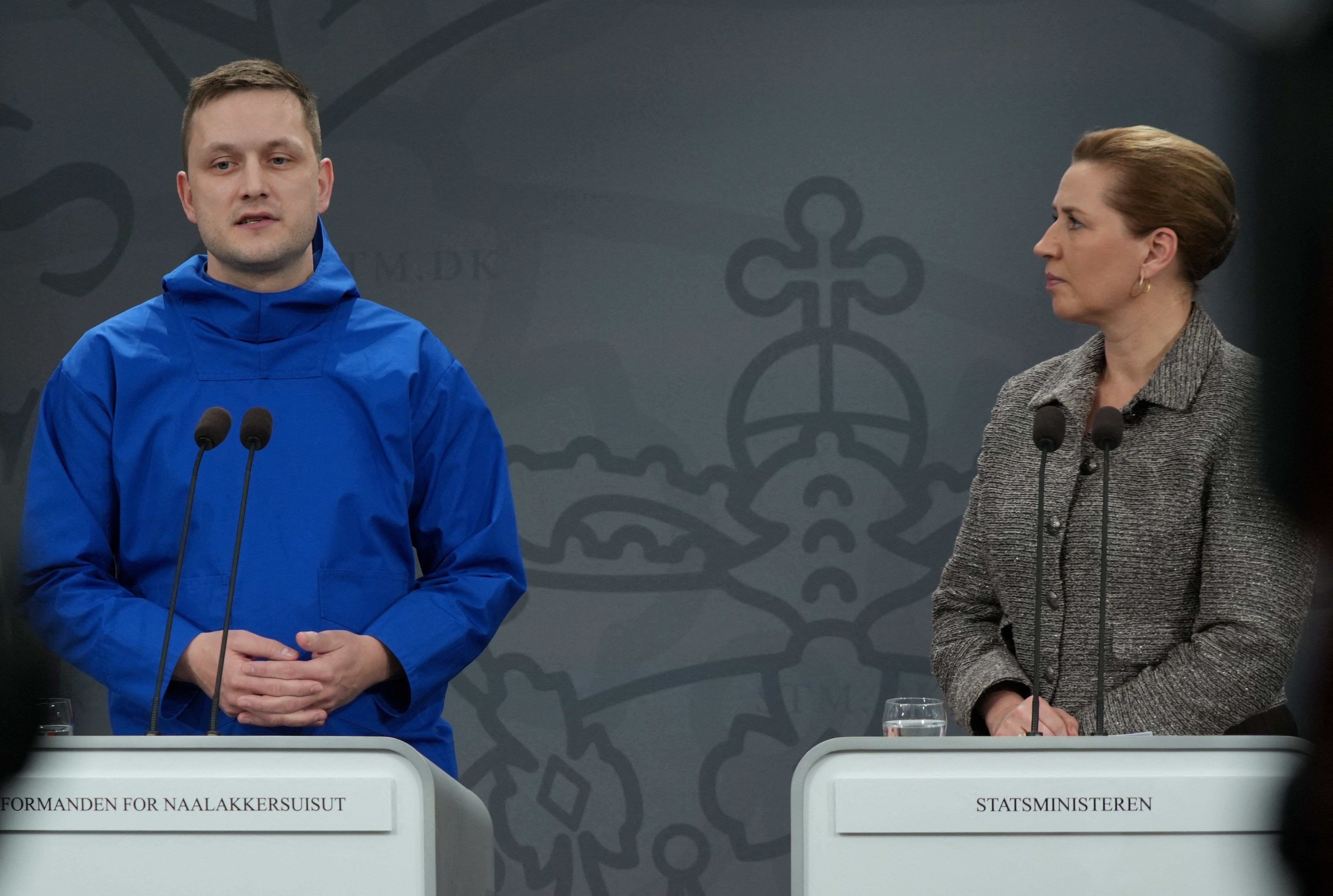 डेनमार्क की प्रधानमंत्री मेटे फ्रेडरिकसन और ग्रीनलैंड के प्रधानमंत्री जेन्स-फ्रेडरिक नीलसन ने 13 जनवरी को डेनमार्क में प्रेस कॉन्फ्रेंस की।