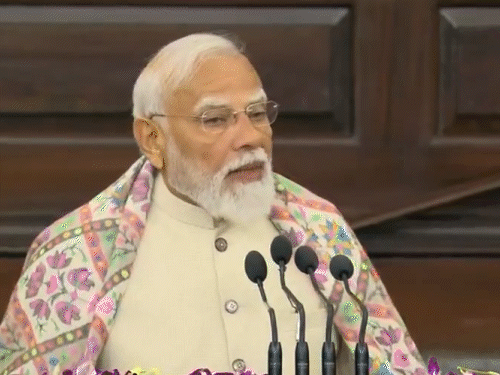 पीएम मोदी ने CSPOC के उद्घाटन के बाद सम्मेलन को संबोधित किया।