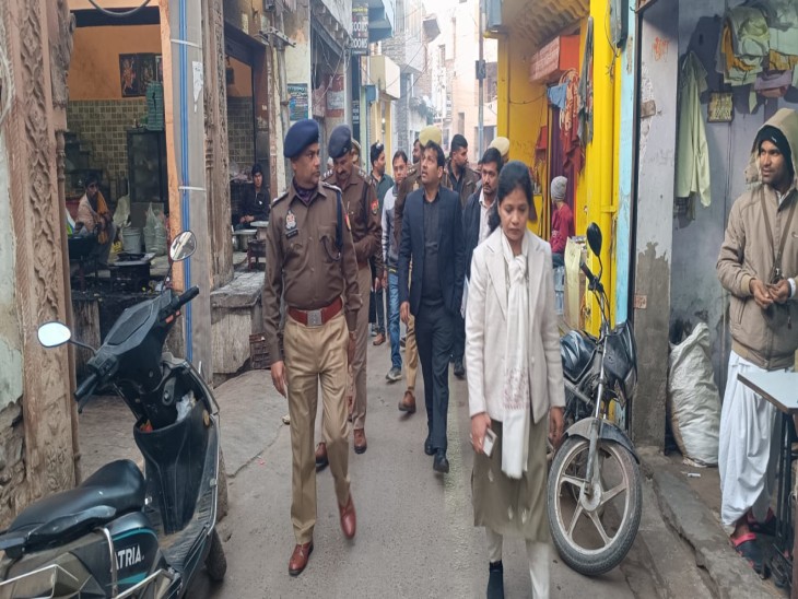 पूरे बरसाना–नंदगांव क्षेत्र को 7 जोन और 18 सेक्टर में विभाजित कर पुलिस व्यवस्था लागू की जाएगी