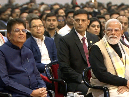 पीएम मोदी बोले-10 साल पहले देश में 500 स्टार्टअप थे:  आज 2 लाख से ज्यादा, पीयूष गोयल ने कहा- स्टार्टअप से 21 लाख नौकरियां मिलीं