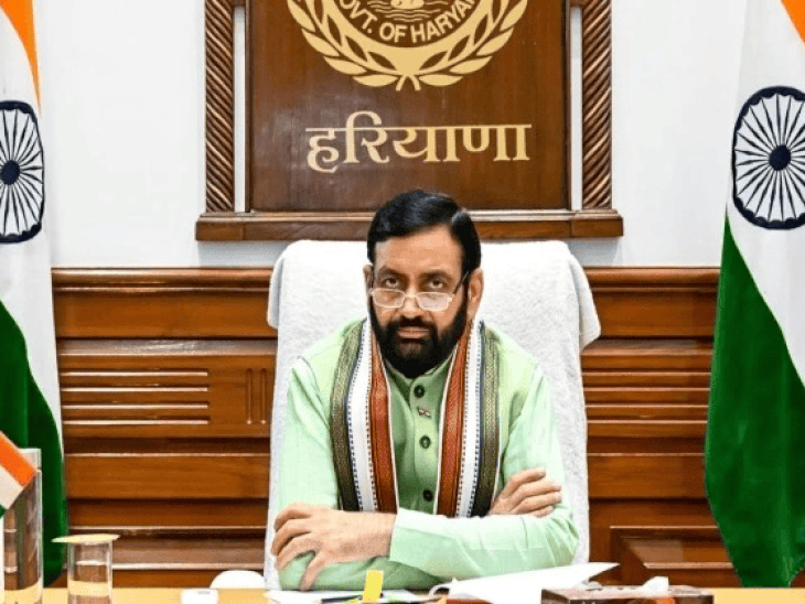 इस मामले में पुलिस और प्रशासनिक अधिकारियों पर मिलीभगत करने के आरोप लग चुके है।