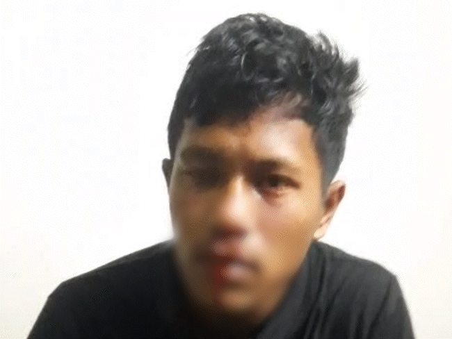 असम के छात्र ने कुछ लोगों पर हॉस्टल में घुसकर मारपीट करने का आरोप लगाया है।