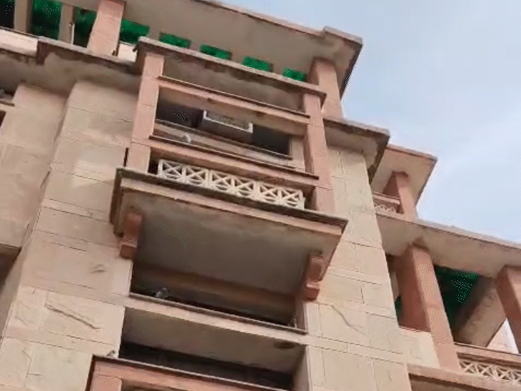 मोहनलाल मित्तल ने 2007 में मित्तल कम्युनिटी सेंटर का उद्घाटन कर दिया।