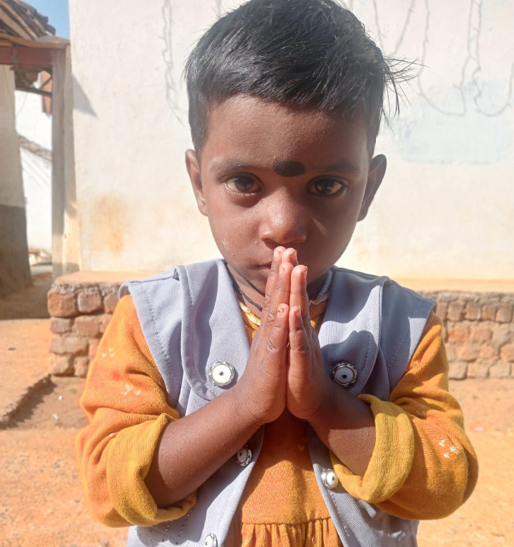 ये तस्वीर रिया महिलांग की है। रिया अपनी मौसी की गोदभराई कार्यक्रम में आई थी।