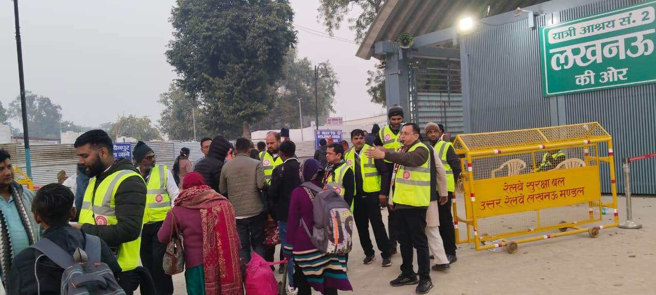 मौनी अमावस्या स्नान को लेकर रेलवे में अलर्ट:  ट्रेनों, रेलवे स्टेशनों पर जांच, बीडीएस-डाग स्क्वायर्ड टीमें सतर्क, पूरी रात पूछताछ – Prayagraj (Allahabad) News