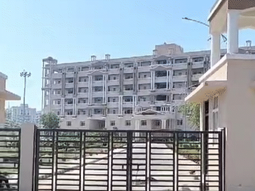 बच्चे की हत्या करने के मामले में ग्वालियर के अपर सत्र न्यायालय ने उसकी मां को दोषी मानते हुए उम्रकैद की सजा सुनाई।