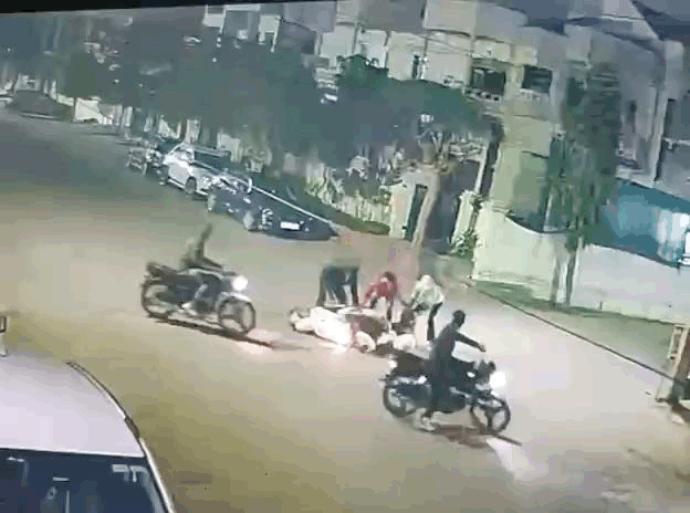 मामला 13 जनवरी का है, जहां पर व्यापारी के साथ लूट की वारदात हुई थी।