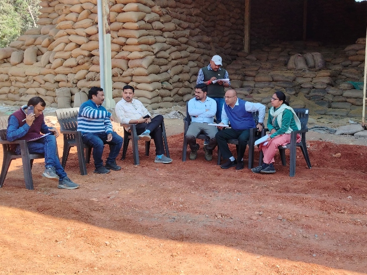 टीम ने 2 दिनों तक राइस मिल की गहन जांच करने के बाद सीलबंद की कार्रवाई की।