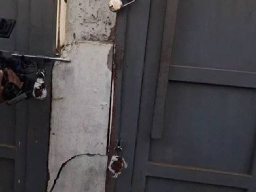 मामले का खुलासा होने के बाद स्लॉटर हाउस को सील कर दिया गया।