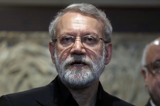 ईरान की सर्वोच्च राष्ट्रीय सुरक्षा परिषद के सचिव अली लारीजानी, उन ईरानी व्यक्तियों में से एक हैं जिन पर अमेरिका ने प्रतिबंध लगाए हैं।