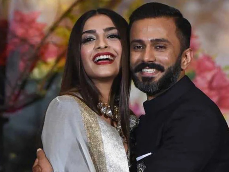 সোনমের স্বামী আনন্দ শাহী এক্সপোর্টসের ব্যবস্থাপনা পরিচালক এবং ফ্যাশন ব্র্যান্ড ভানের মালিক।